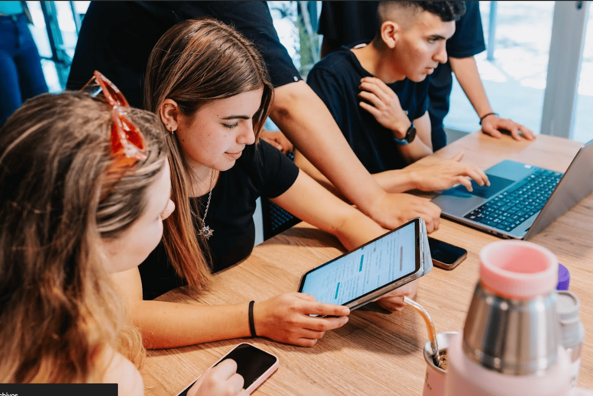 Diseño, Gestión y Seguridad de Contenidos Digitales para Redes Sociales