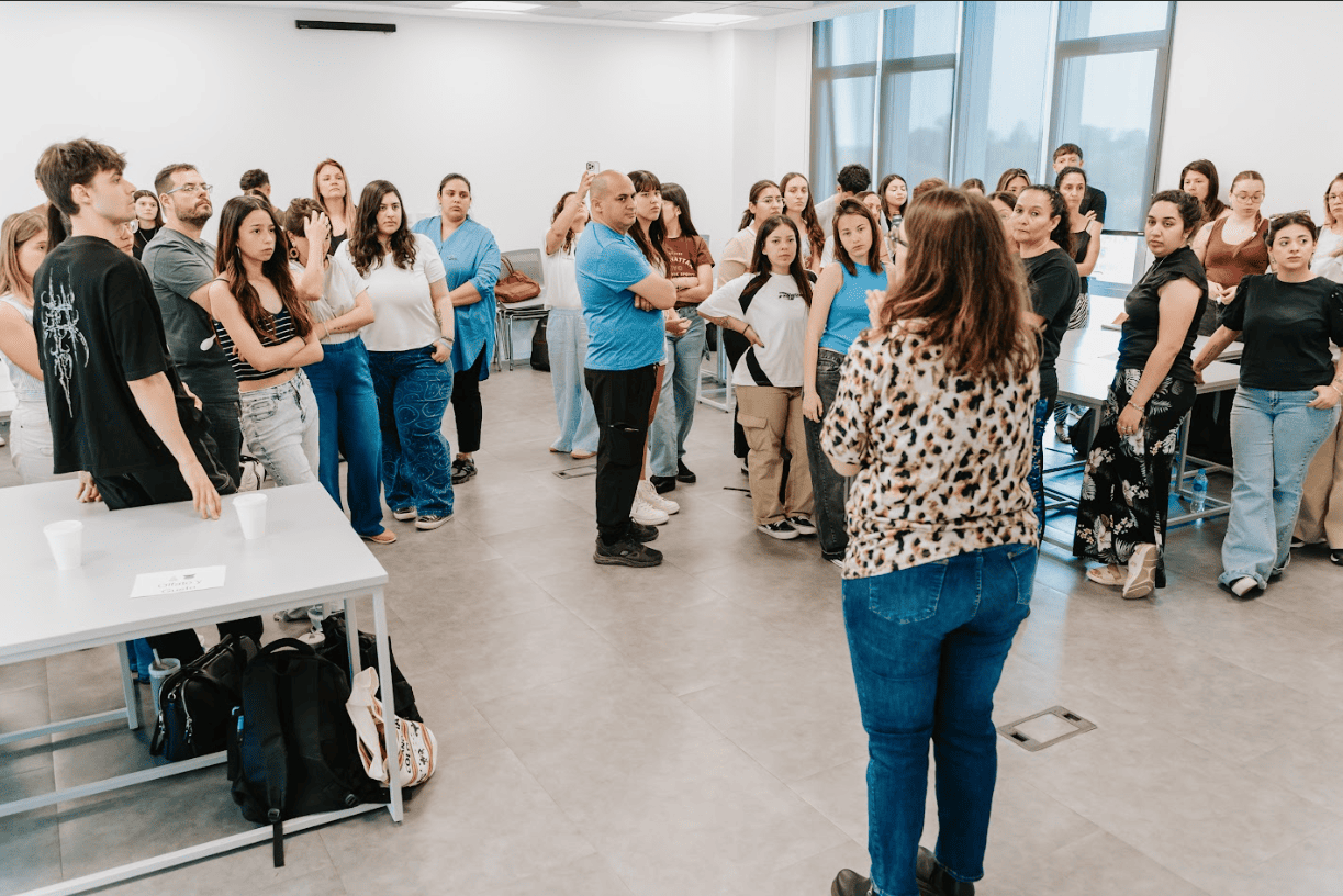 SEC - Terapia de Revinculación y Coparentalidad con Equipo Reflexivo detrás del Espejo Unidireccional