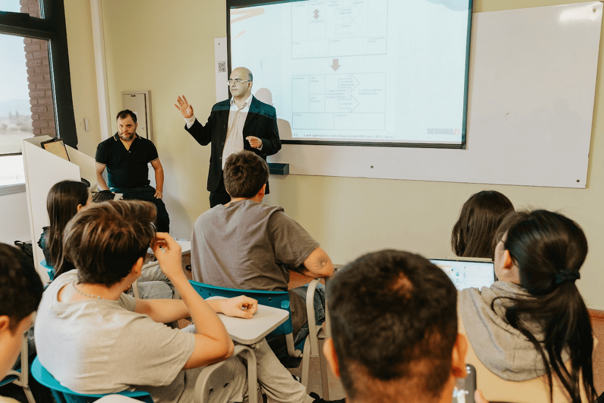 Cooperativismo y Gestión Local: Experiencia Municipal con Sergio Loduca