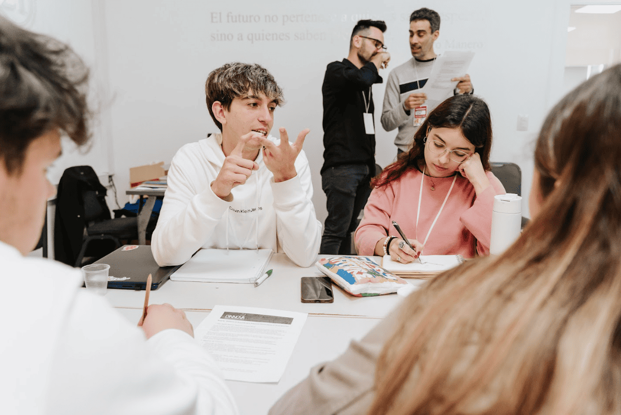 PIC - Acceso a Derechos en Igualdad. Hacia un Ejercicio Efectivo sin Discriminación